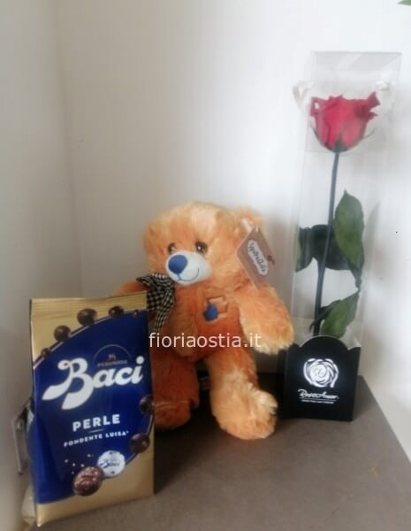 Rosa eterna +peluche +cioccolatini