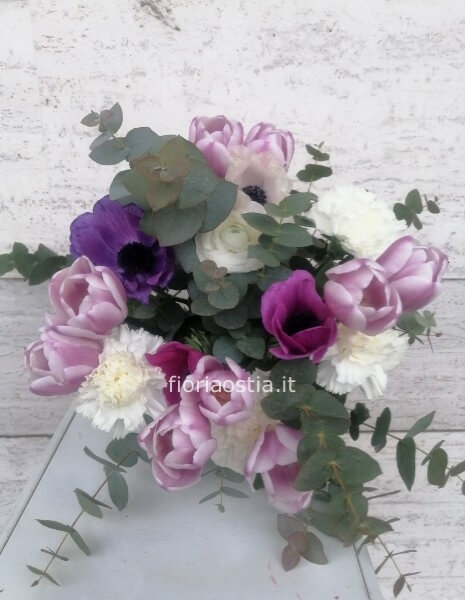 Bouquet di anemoni .