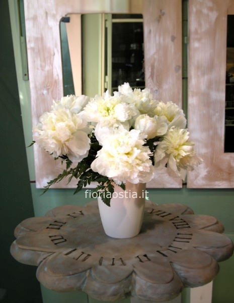 Bouquet di peonie bianche